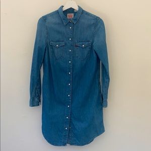 Levi’s dress